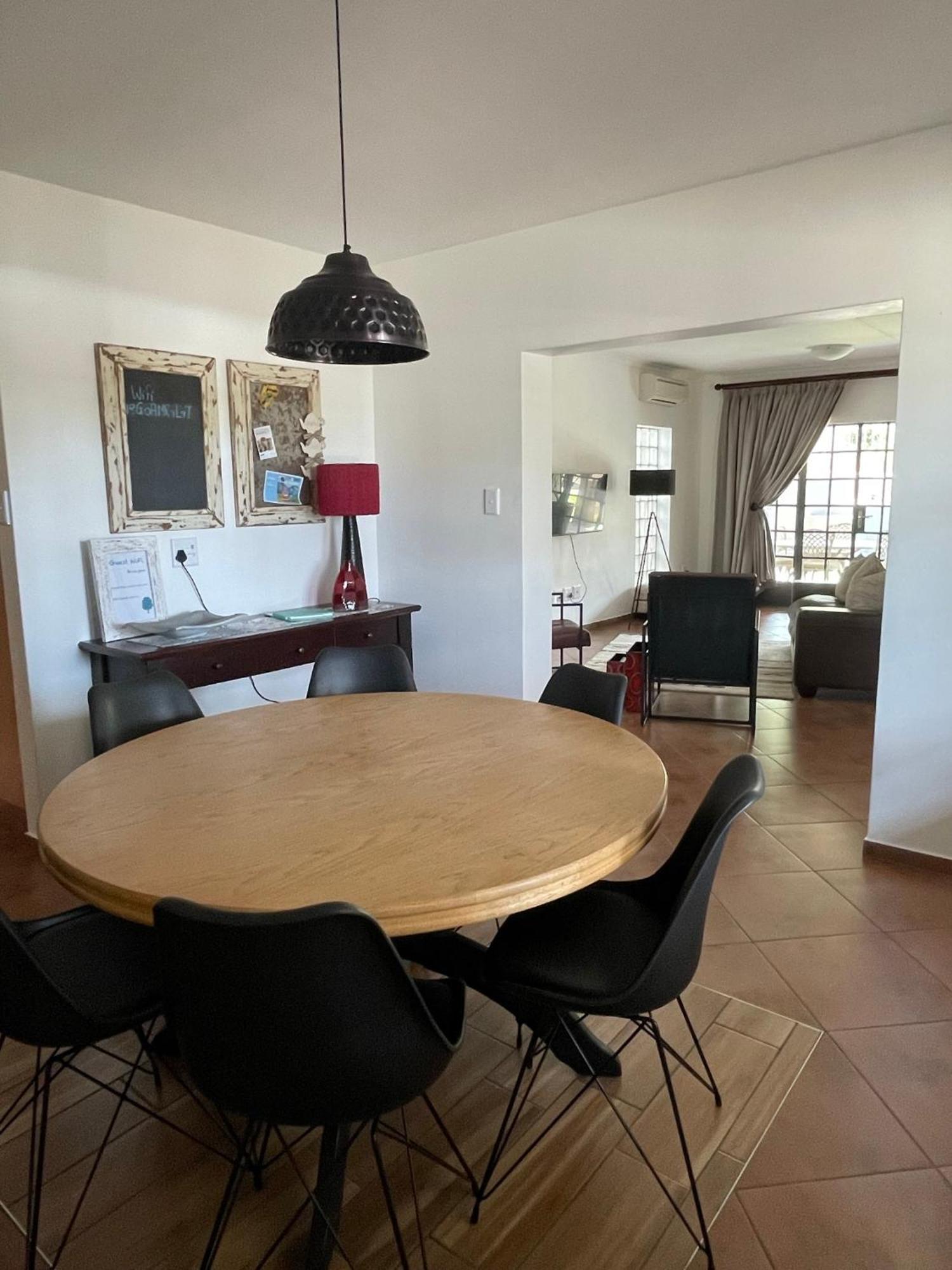 City Comfort Self Catering 빈트후크 외부 사진